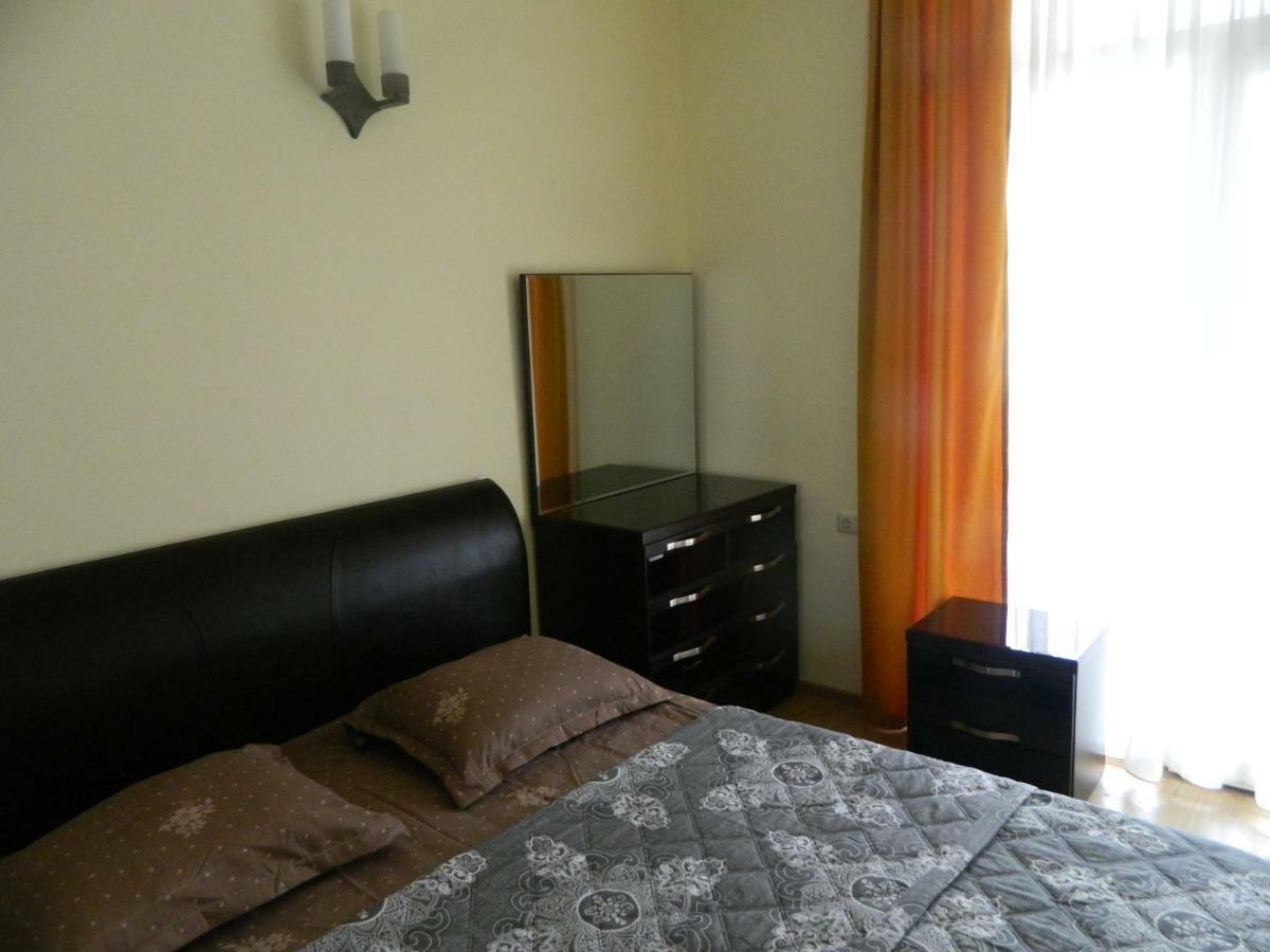 Chemi Saxli Apartment Batoumi Extérieur photo